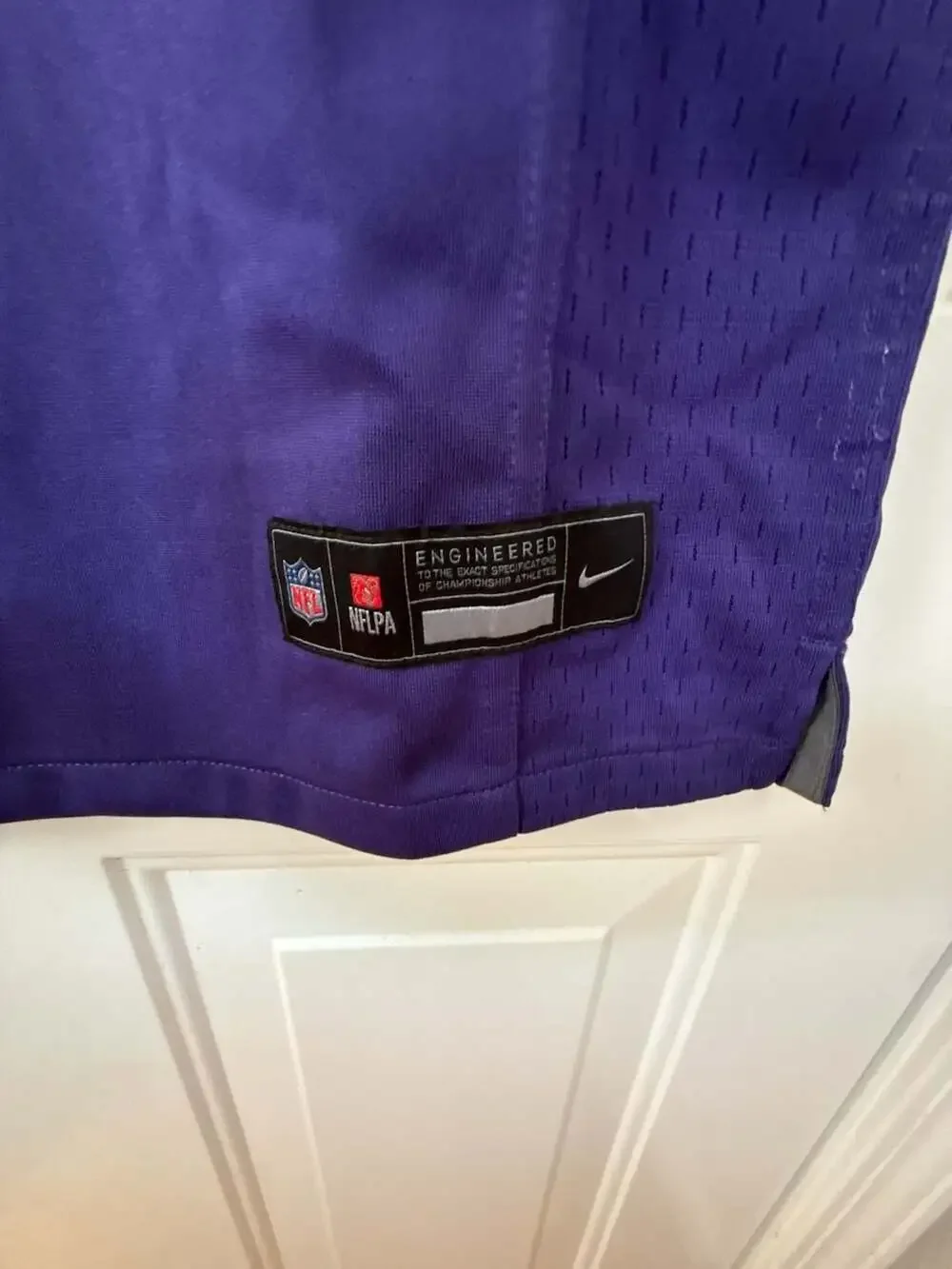 Nike Baltimore Ravens Derrick Henry #22 Purple Youth Football Jersey Size L